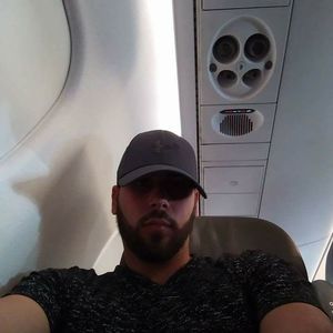 Meet your Posher, Javier